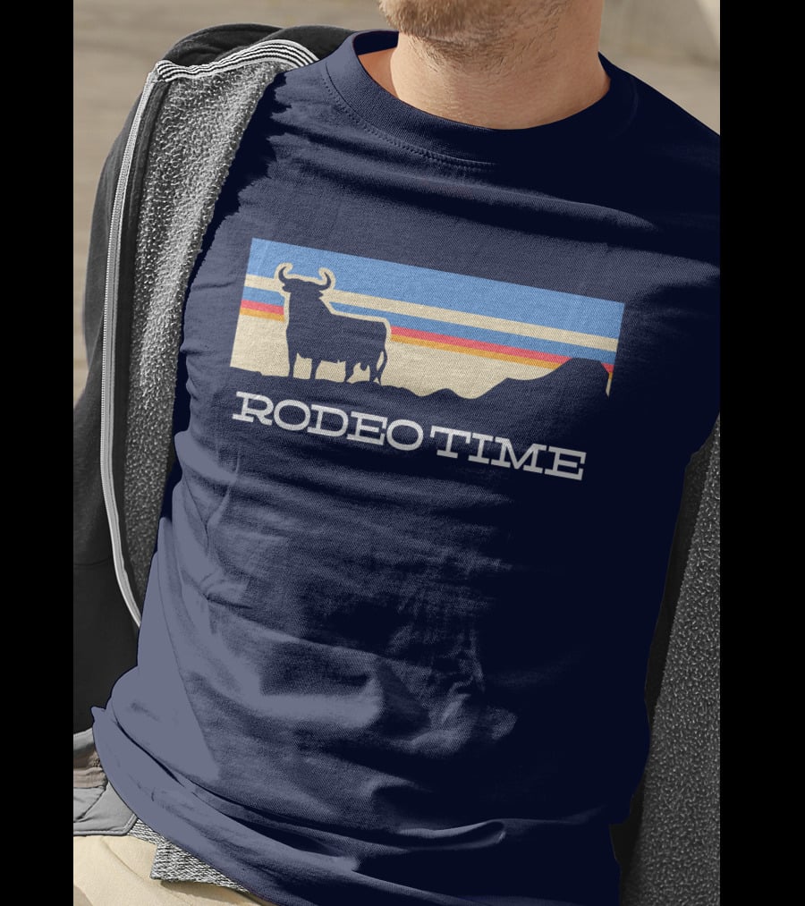 Rodeo Time Sunset Bull Silhouette By Dale Brisby T-Shirt