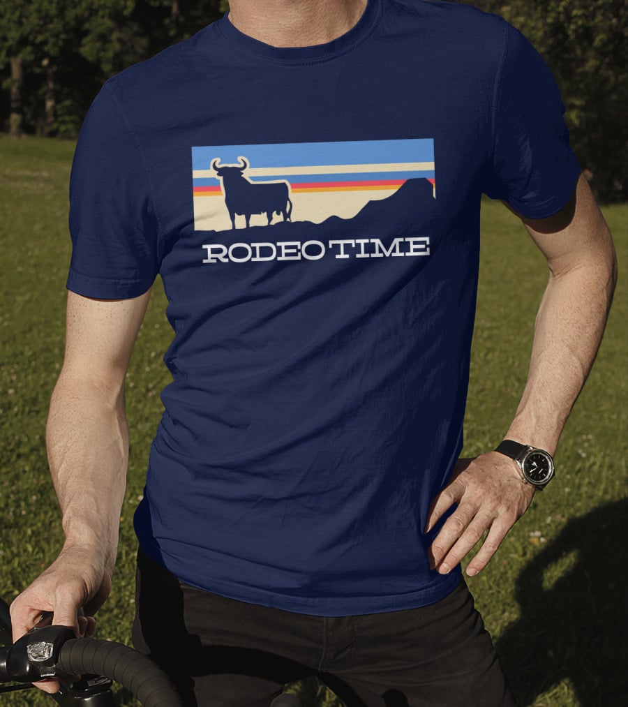 Rodeo Time Sunset Bull Silhouette By Dale Brisby T-Shirt