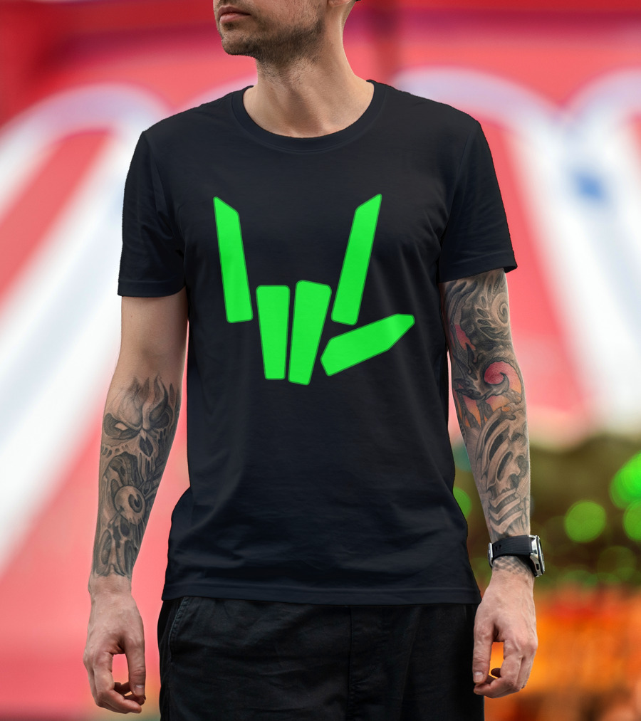 Original Share The Love Green Hand Sign Gesture T-Shirt