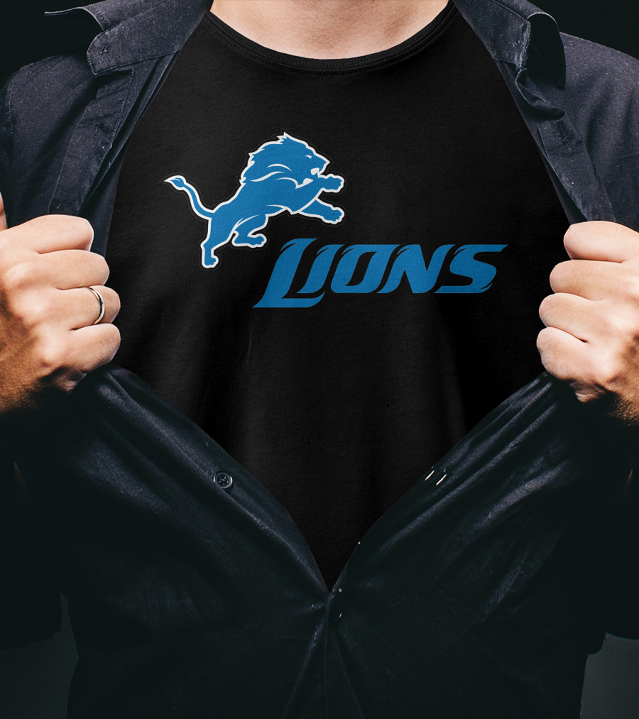 Detroit Lions Logo Fan Apparel Football Team Support T-Shirt