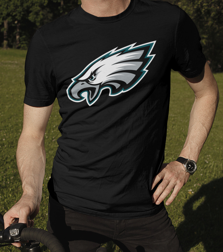Philadelphia Eagles Football Team Fan Emblem T-Shirt