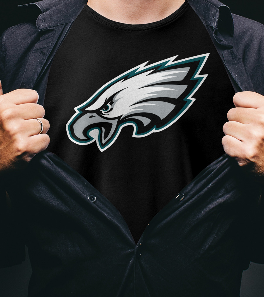 Philadelphia Eagles Football Team Fan Emblem T-Shirt