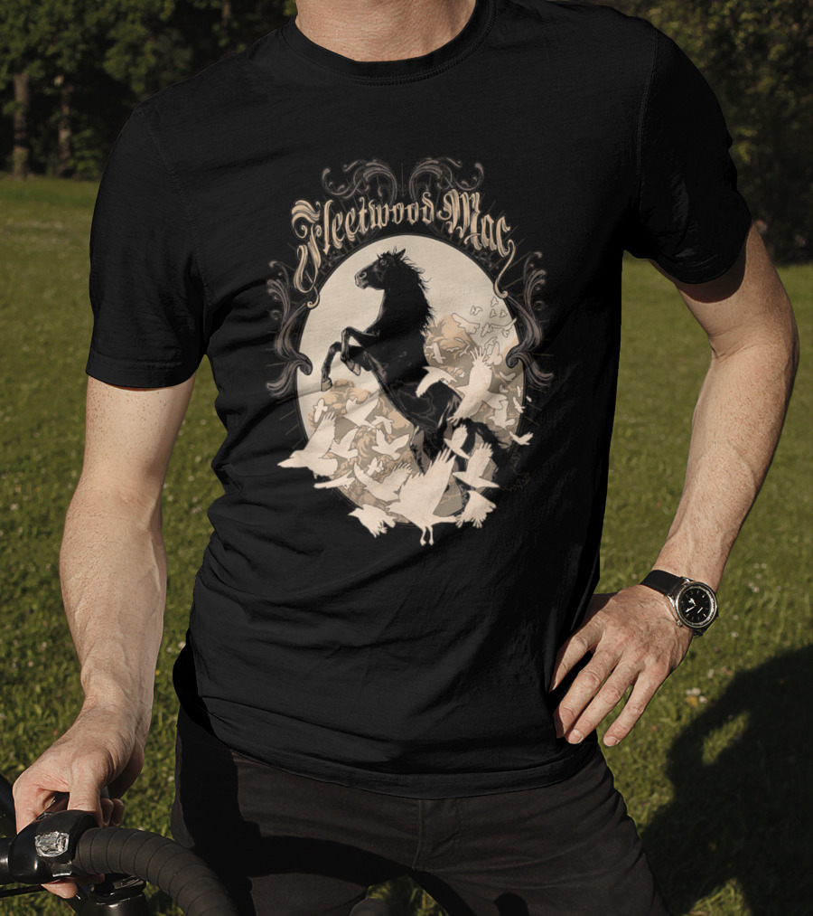 Fleetwood Mac Horse Lover Pet Present Awesome T-Shirt