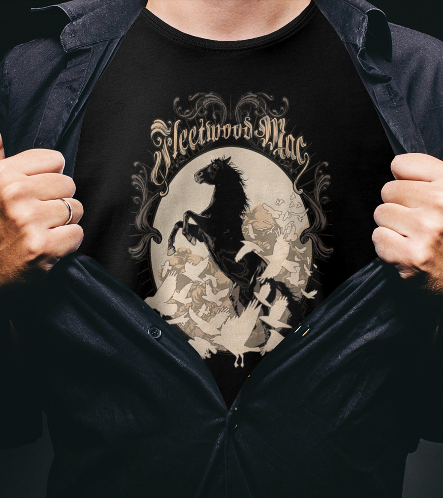Fleetwood Mac Horse Lover Pet Present Awesome T-Shirt