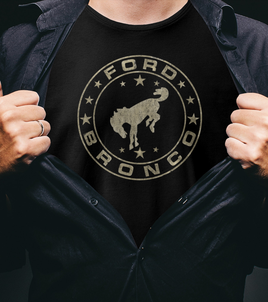 Ford Bronco Vintage Circle Star Bronco T-Shirt