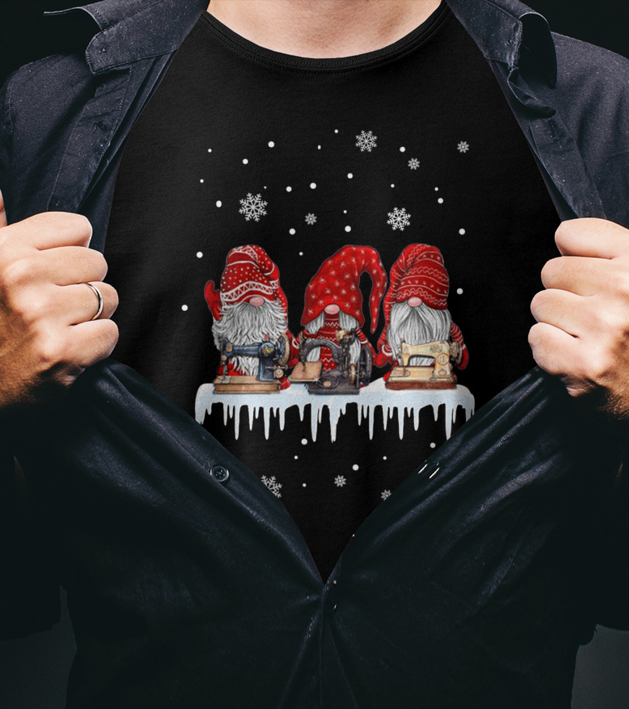 Christmas Gnome Red Sewing Machine Snowflakes T-Shirt