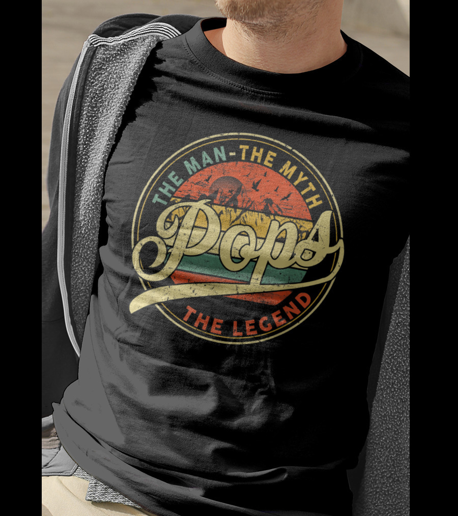 Pops The Man The Myth The Legend Vintage Grandpa Ideas T-Shirt