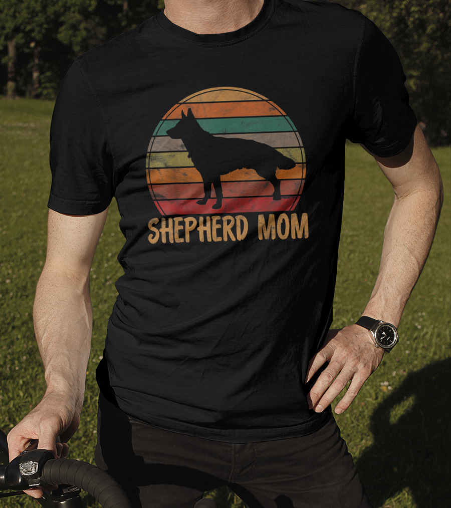 Retro Shepherd Mom Vintage Dog T-Shirt