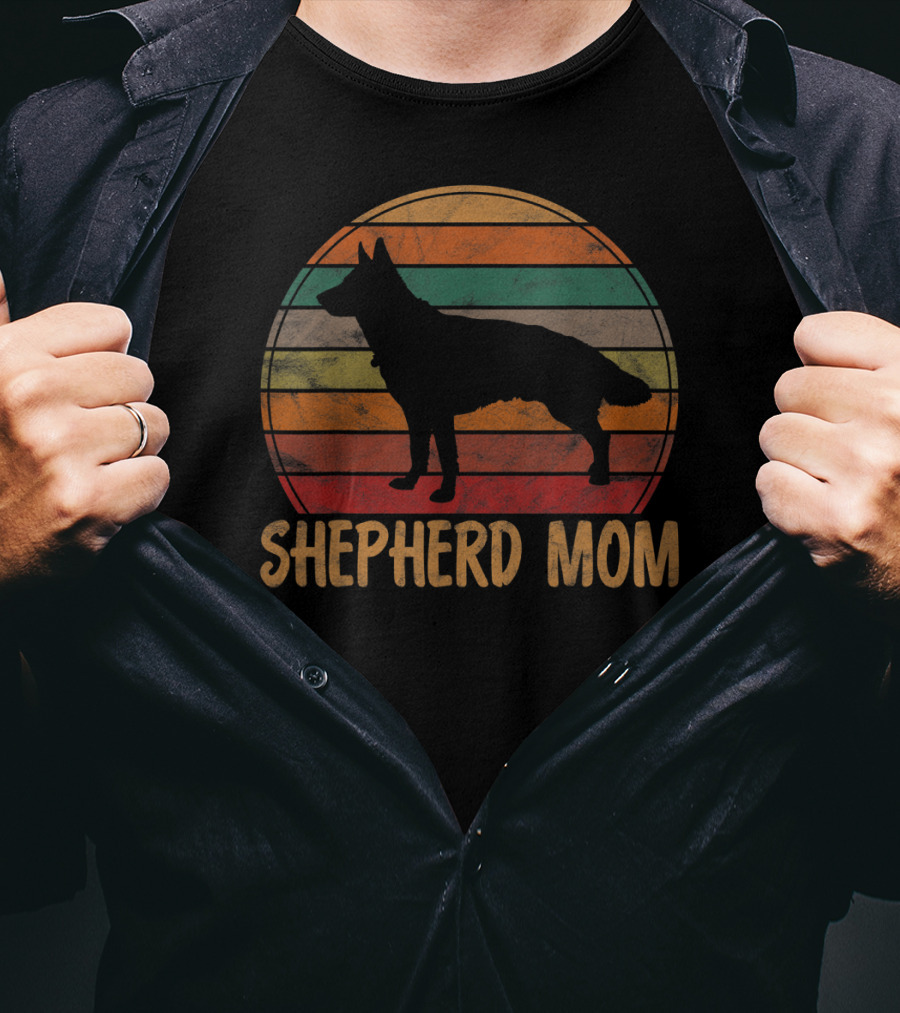 Retro Shepherd Mom Vintage Dog T-Shirt
