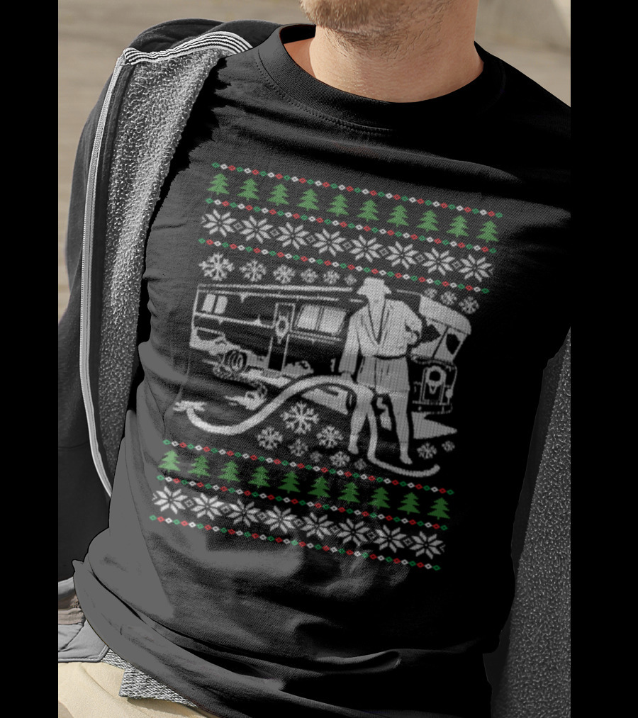 Ugly Christmas Cousin Eddie's RV Sweater Scene T-Shirt
