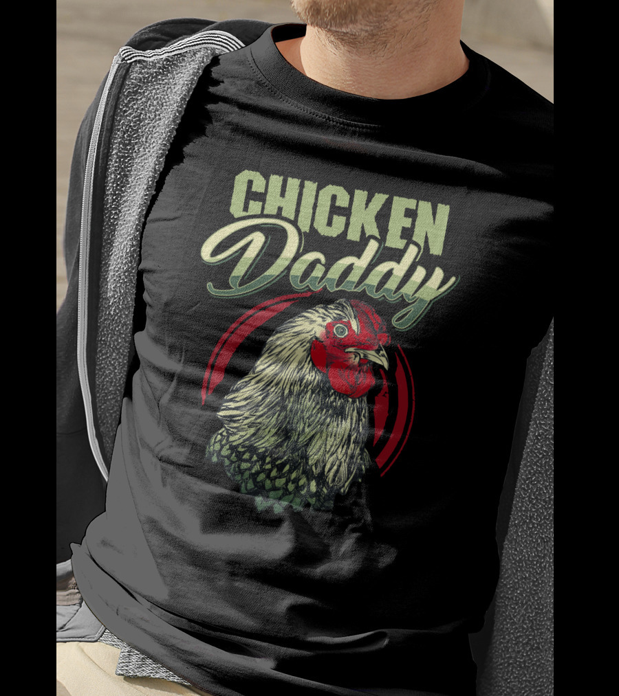 CHICKEN DADDY Rooster Graphic With Red And Green Details T-Shirt
