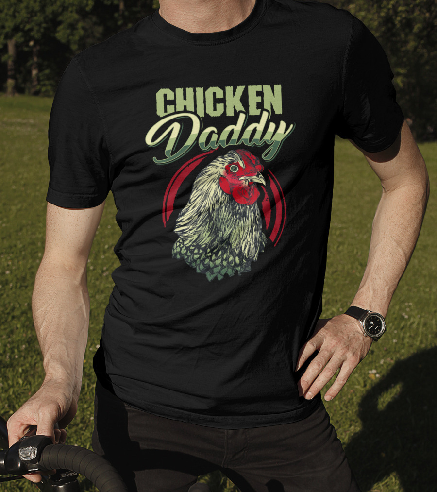 CHICKEN DADDY Rooster Graphic With Red And Green Details T-Shirt