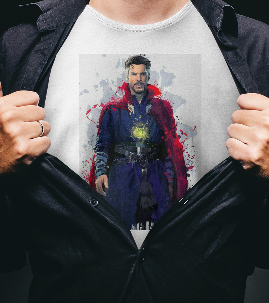 Doctor Strange Spellbinding Red Cloak And Magic Artistry T-Shirt
