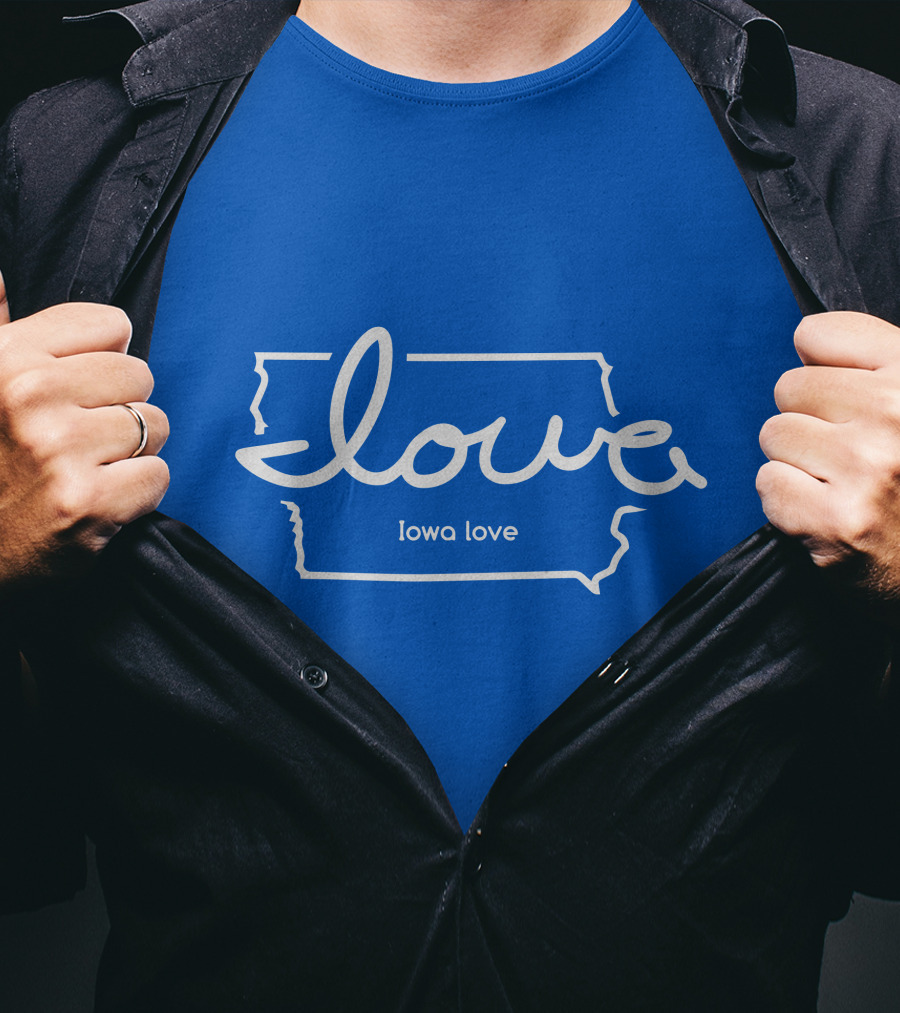 Iowa Love Map Outline T-Shirt