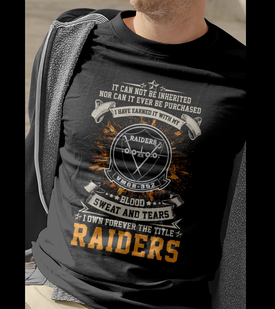 Vmgr-352 Raiders Blood Sweat And Tears Victory Banner T-Shirt