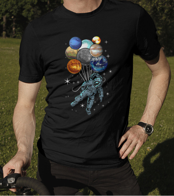 Astronaut Space Funny Spaceman Planets Balloons Moon Nasa Perfect T-Shirt