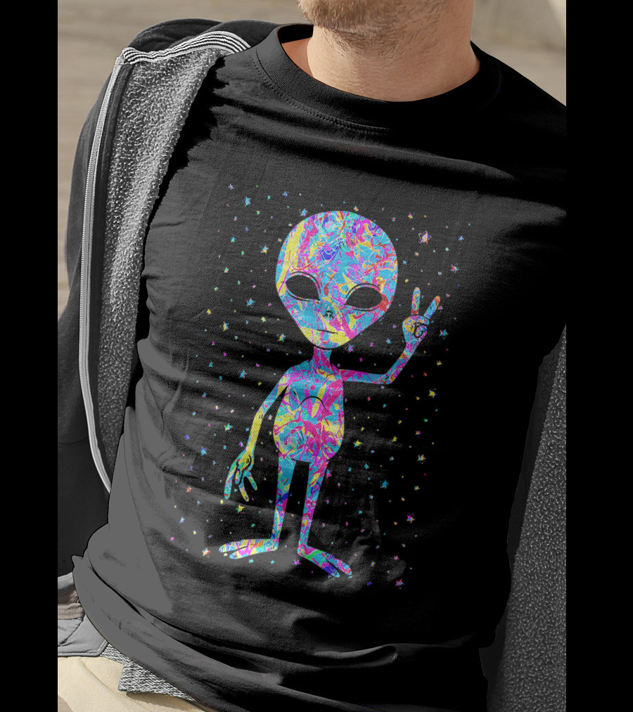 1970s Groovy Tie Dye Alien With Peace Sign T-Shirt