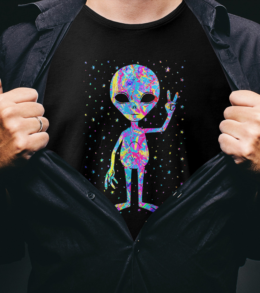 1970s Groovy Tie Dye Alien With Peace Sign T-Shirt