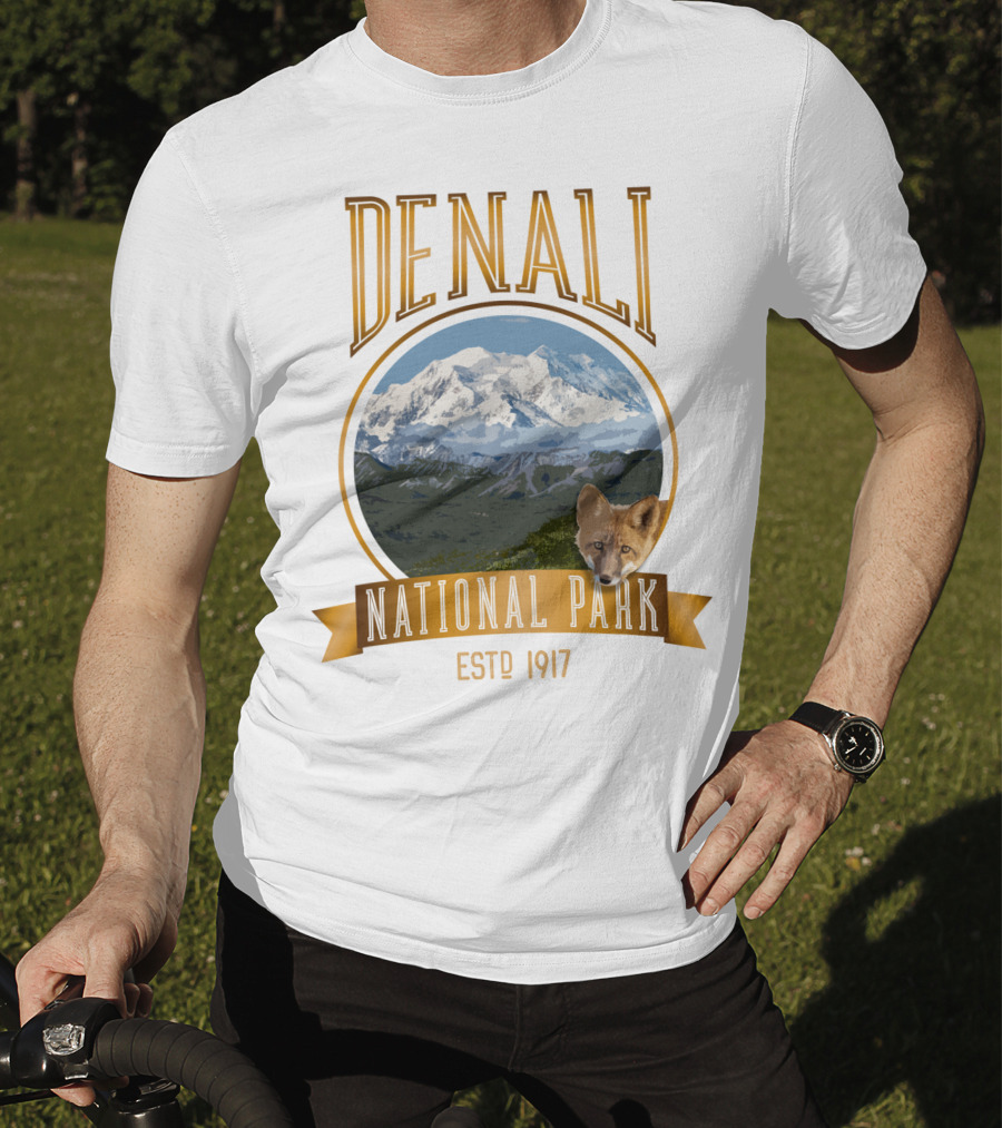 Denali National Park Estd 1917 With Mt. McKinley And Fox T-Shirt