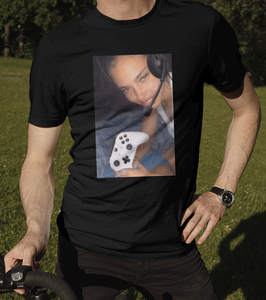 Ash Kaashh Merch Gamer Headset Controller T-Shirt