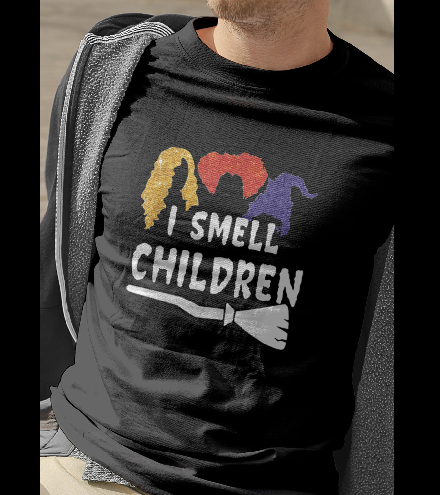 I Smell Children Funny Halloween Witches Broom Silhouette Costume T-Shirt