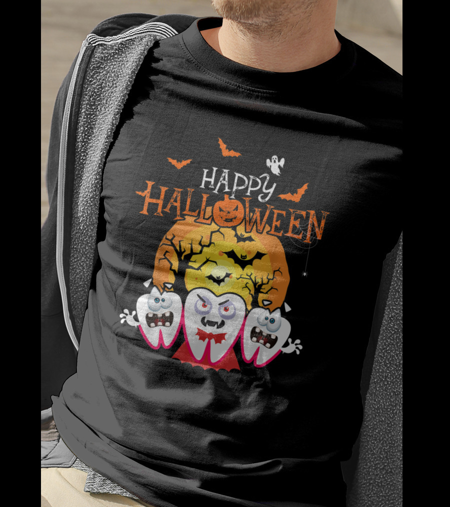 Happy Halloween Scary Dental Teeth With Cracked Moon And Bats T-Shirt