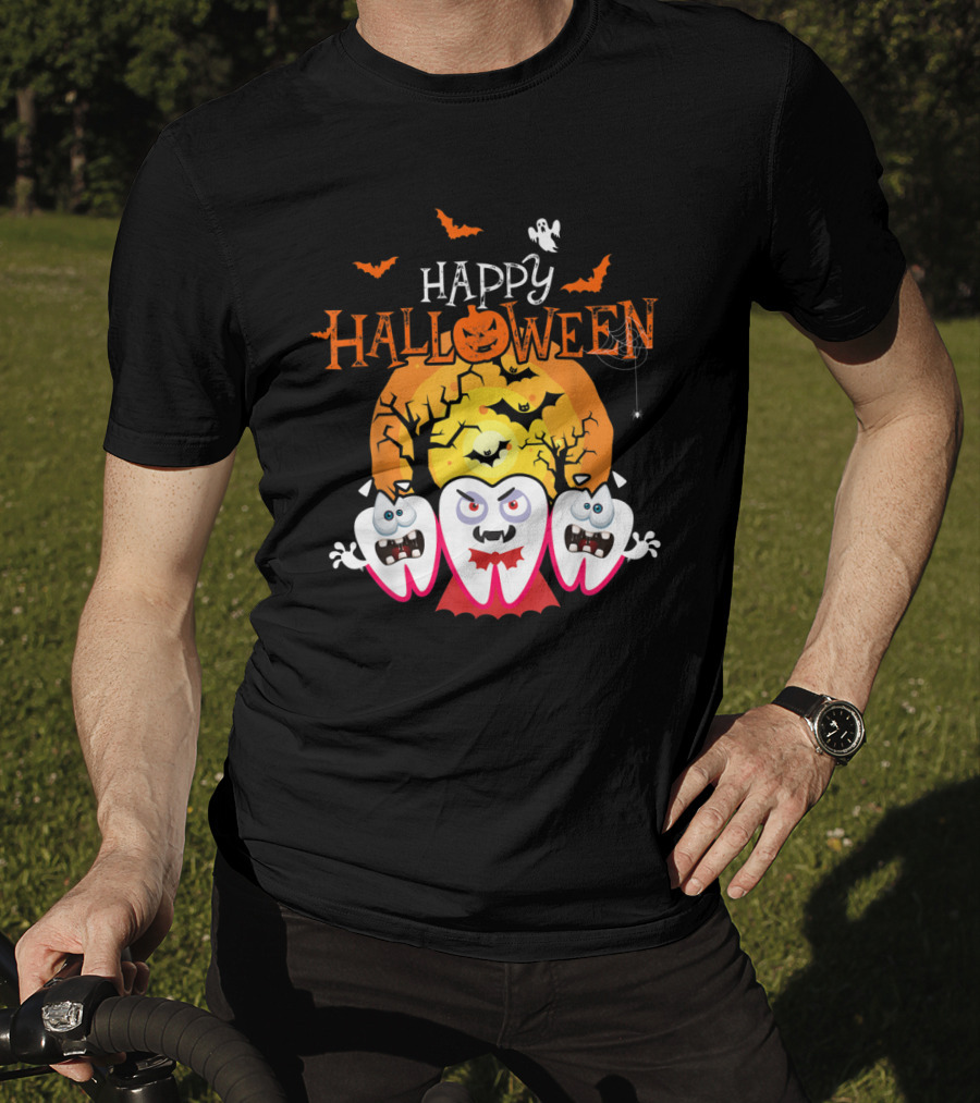 Happy Halloween Scary Dental Teeth With Cracked Moon And Bats T-Shirt