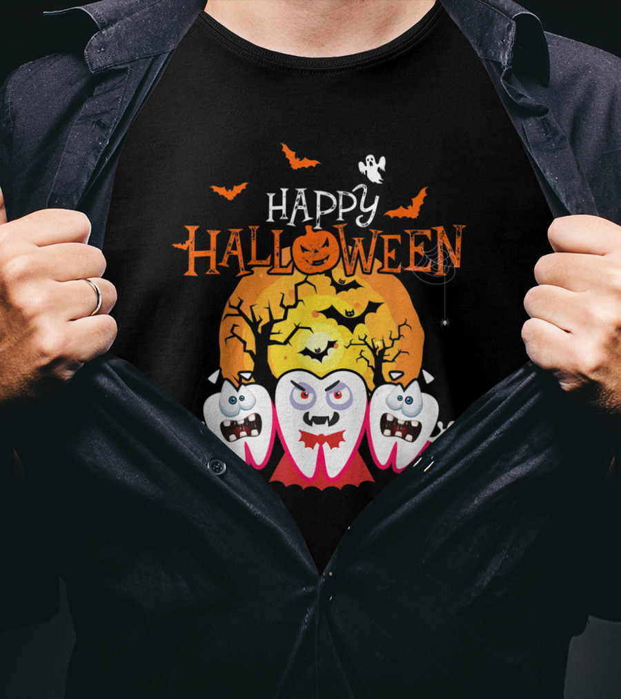 Happy Halloween Scary Dental Teeth With Cracked Moon And Bats T-Shirt