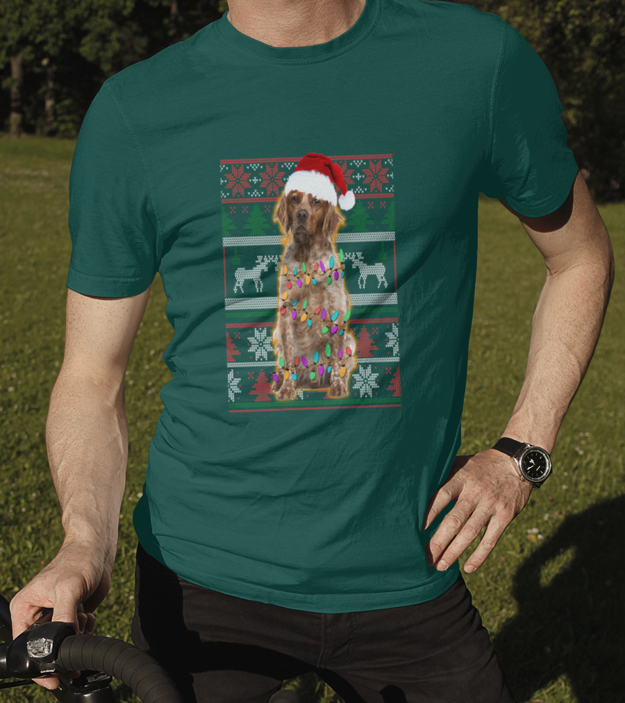 Brittany Dog Santa Hat Christmas Lights And Reindeer Snowflakes T-Shirt