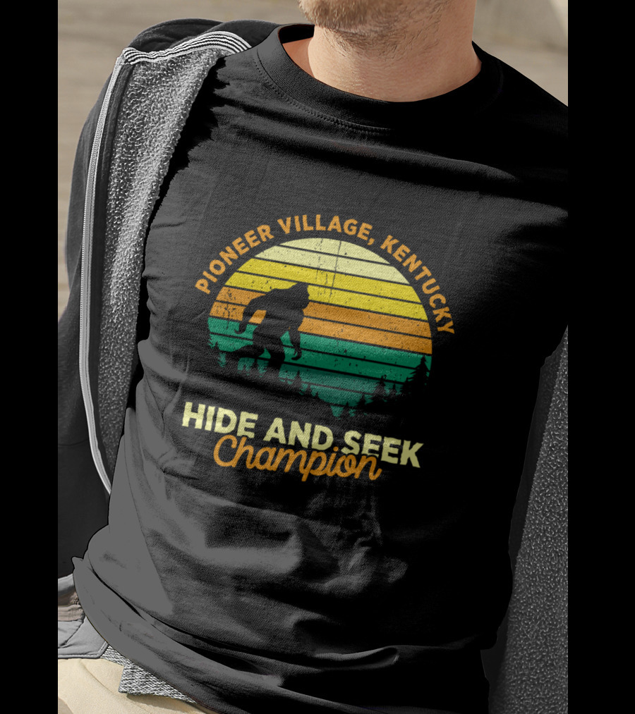 Pioneer Village Kentucky Bigfoot Hide And Seek Champion Retro Sunset T-Shirt