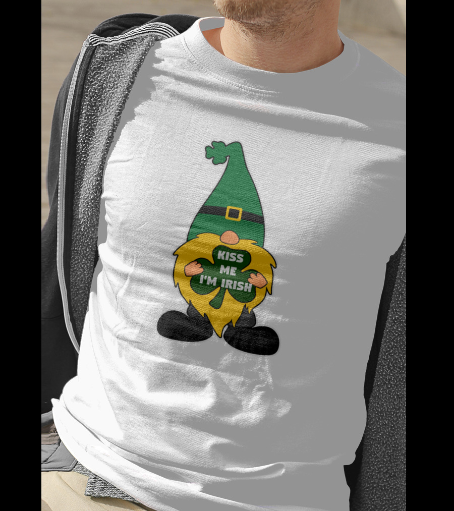 Kiss Me I'm Irish Leprechaun Gnome With Shamrock T-Shirt