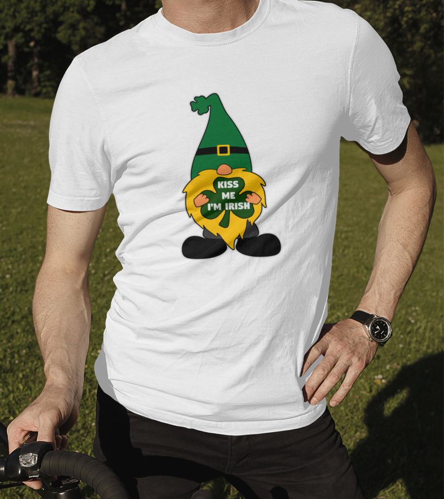Kiss Me I'm Irish Leprechaun Gnome With Shamrock T-Shirt