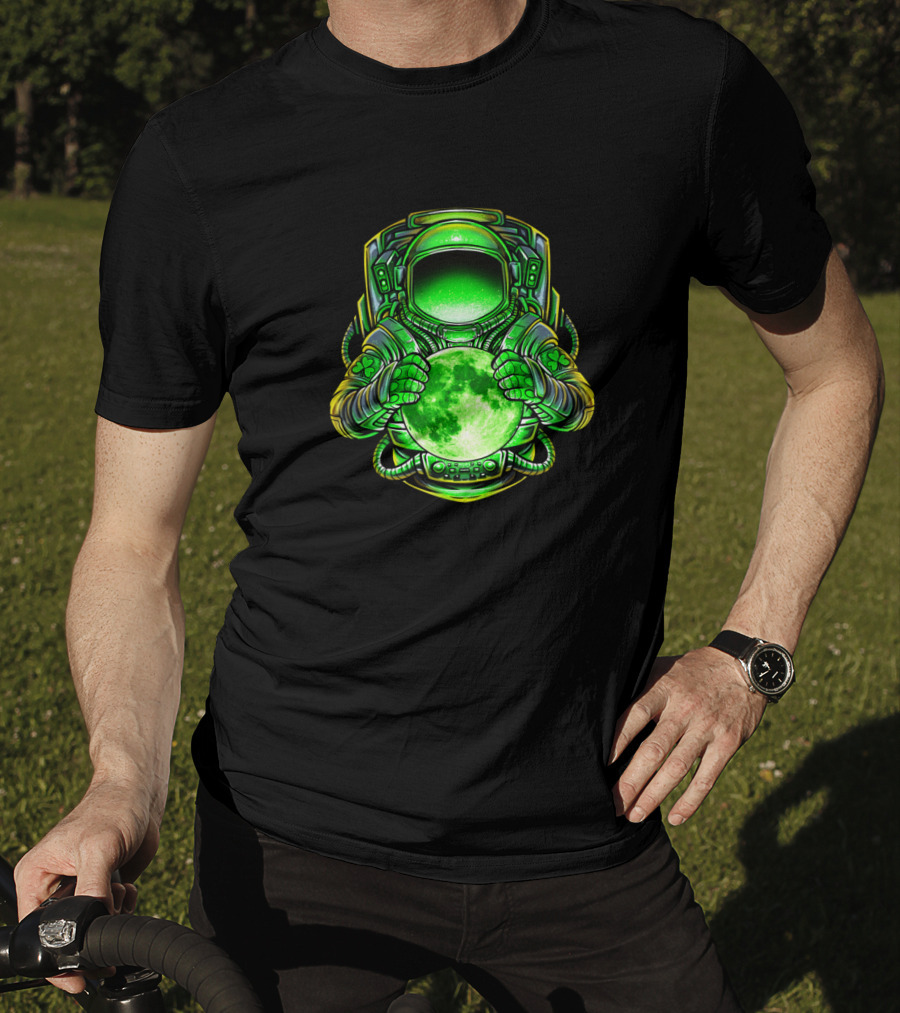 Irish Astronaut Holding Green Moon St Patricks Day Space Galaxy T-Shirt