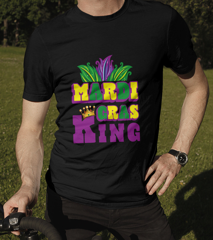 Mardi Gras King Crown With Beads Leaves And Colors T-Shirt