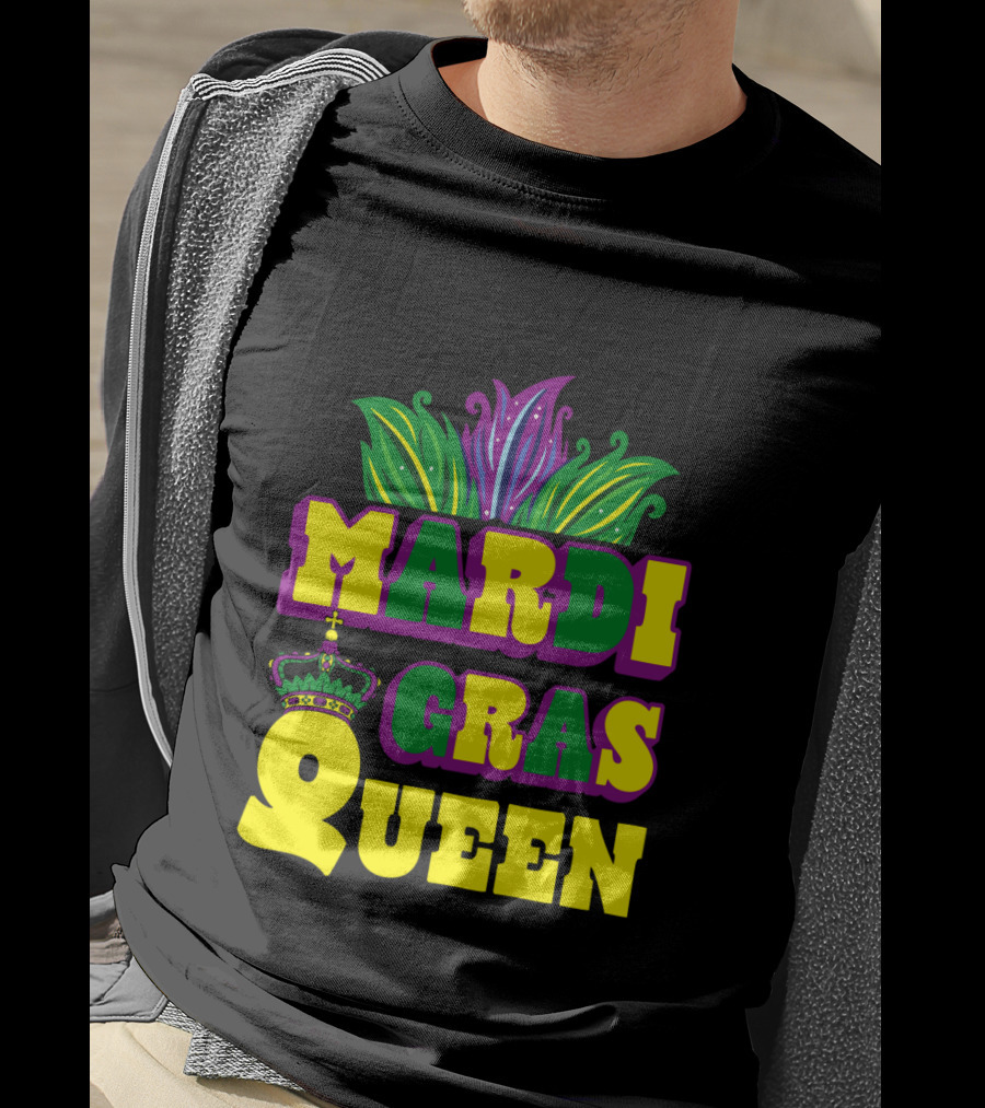 Mardi Gras Queen Crown With Colorful Feather Motif T-Shirt