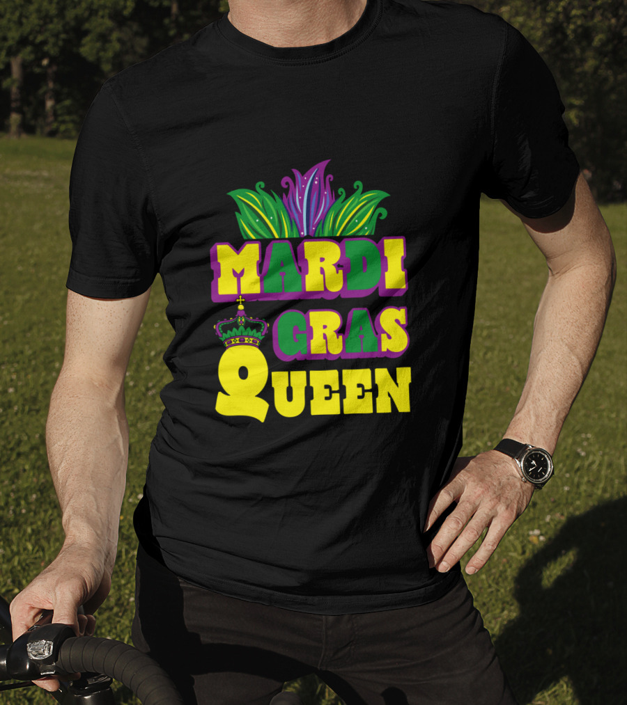 Mardi Gras Queen Crown With Colorful Feather Motif T-Shirt