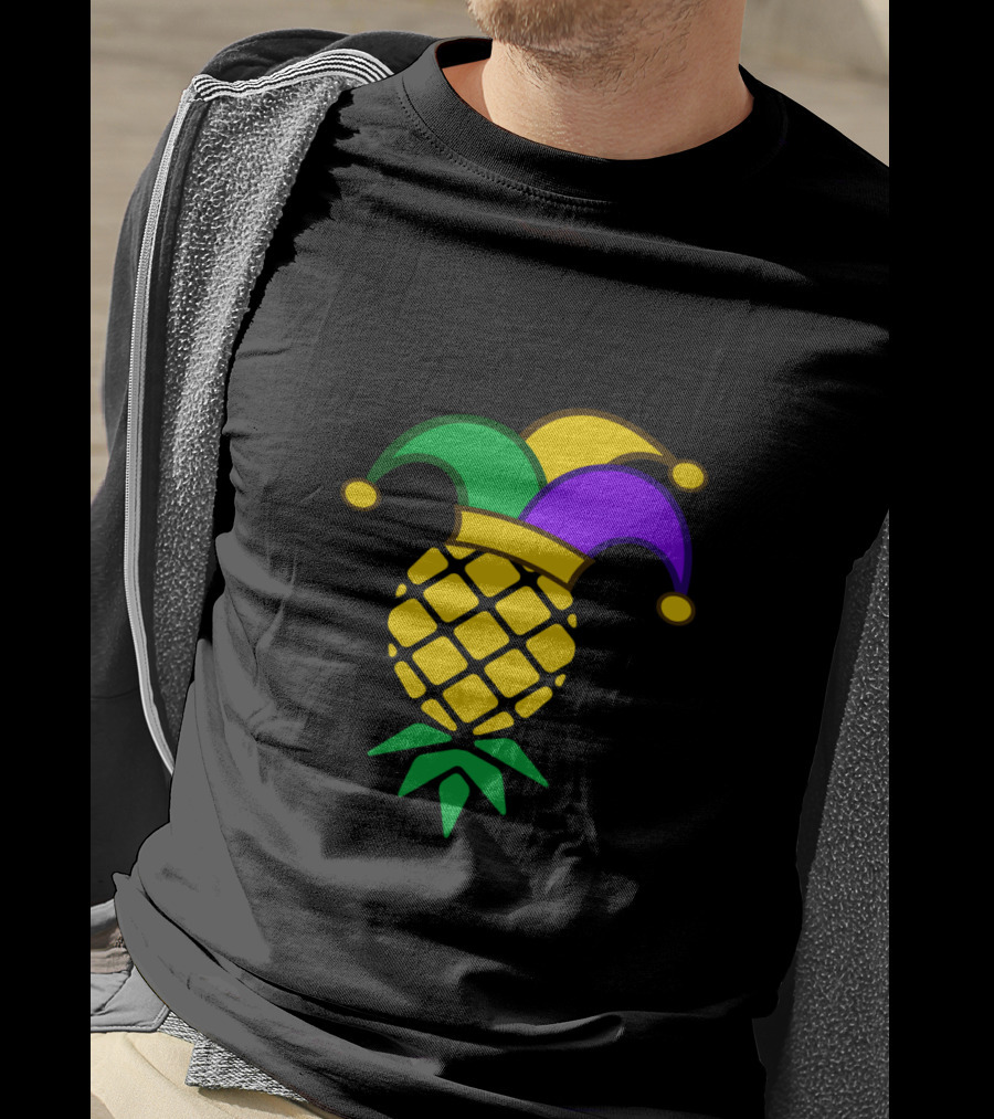 Upside Down Pineapple Jester Hat Mardi Gras T-Shirt