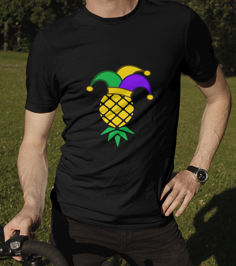 Upside Down Pineapple Jester Hat Mardi Gras T-Shirt