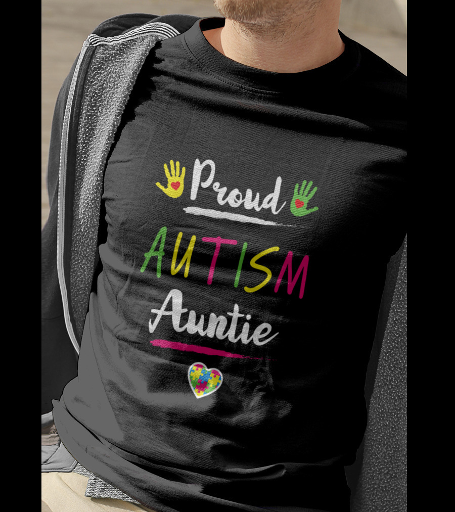 Proud Autism Auntie Colorful Heart Handprints Autism Awareness Day T-Shirt