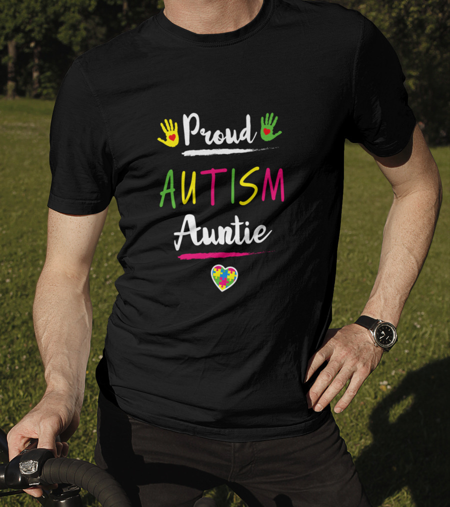 Proud Autism Auntie Colorful Heart Handprints Autism Awareness Day T-Shirt