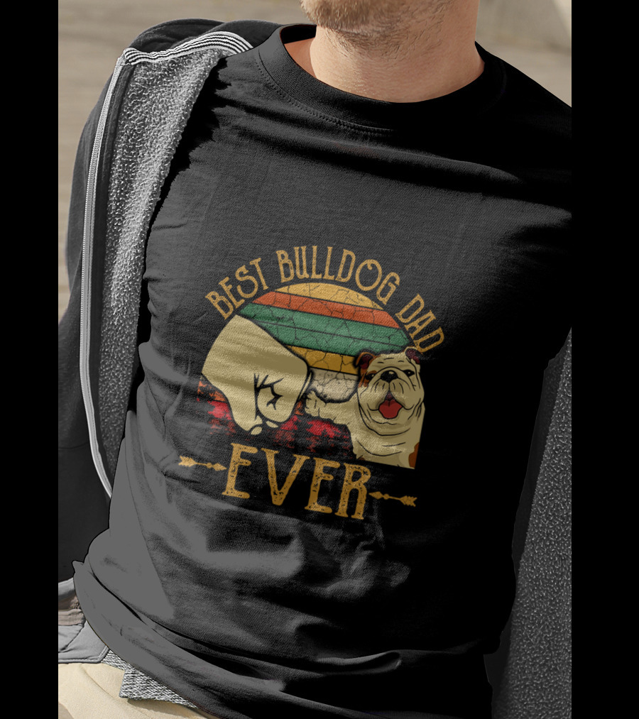Best Bulldog Dad Ever Vintage Retro Fist Bump T-Shirt