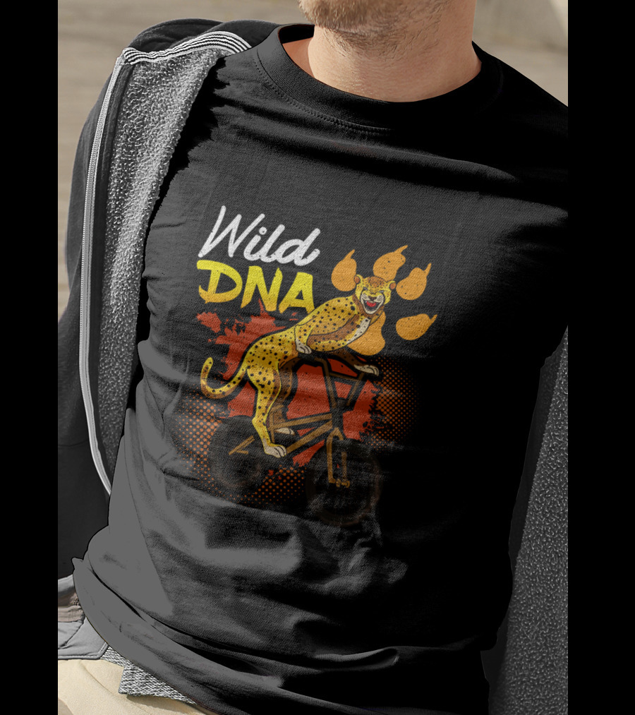 Wild DNA Bicycle Cheetah Biker Wildlife Lover T-Shirt
