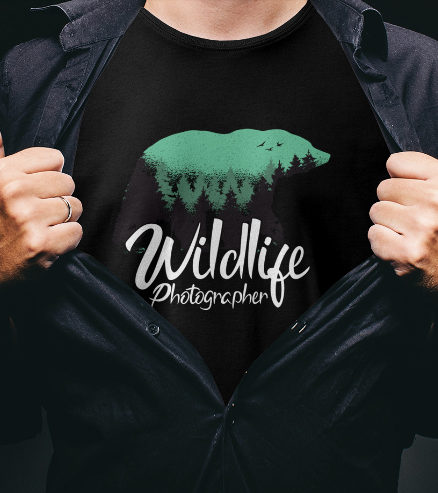 Wildlife Photographer Bear Forest T-Shirt