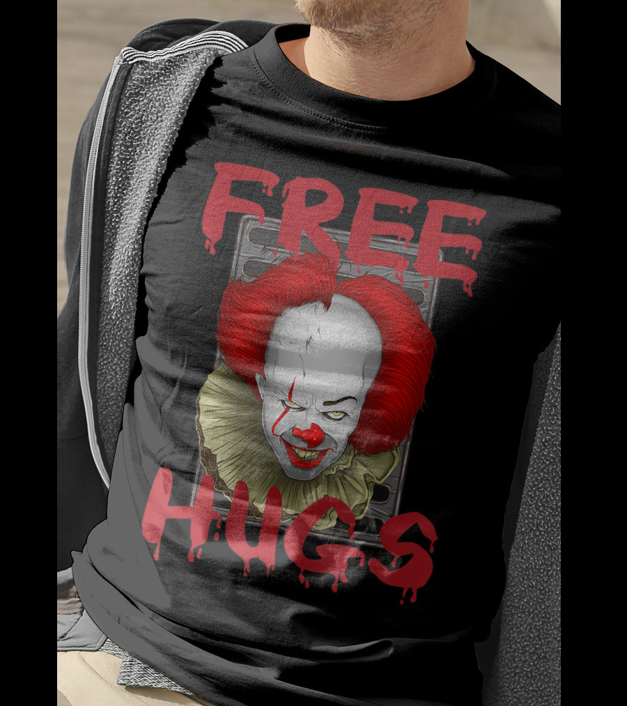 Free Hugs Halloween Evil Killer Scary Clown T-Shirt