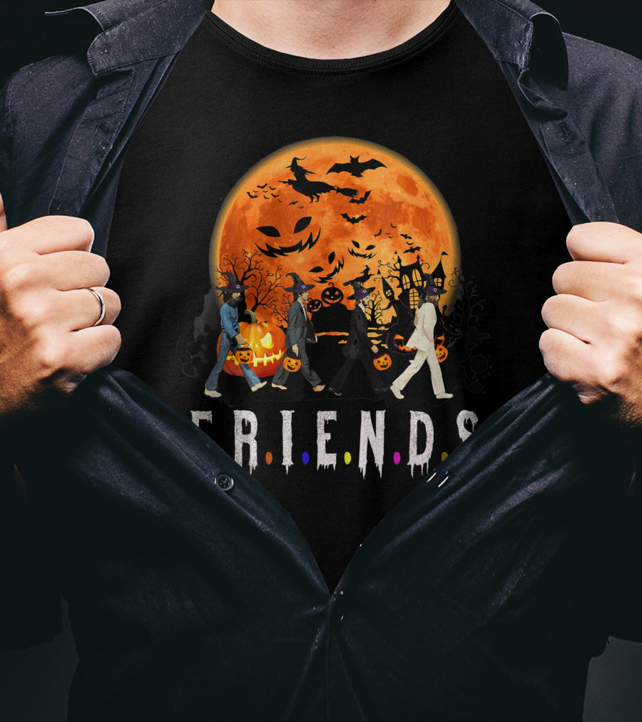 FRIENDS Funnycharacters Halloween Moon Trick Or Treat T-Shirt