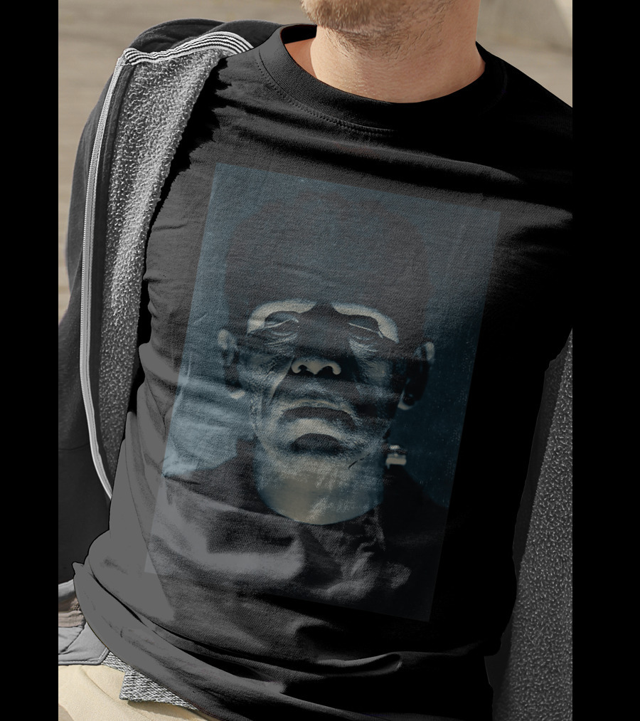 Frankenstein Halloween Horror Vintage Comic Classic Monster Film Image T-Shirt