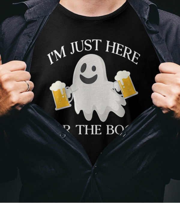I'm Just Here For The Boos Halloween Ghost Holding Beer Mugs T-Shirt