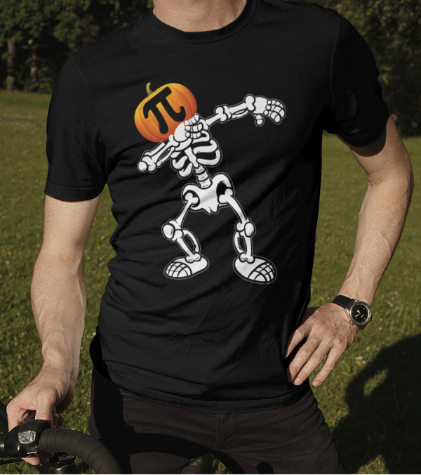 Funny Halloween Skeleton Dabbing Pumpkin Pi Math T-Shirt