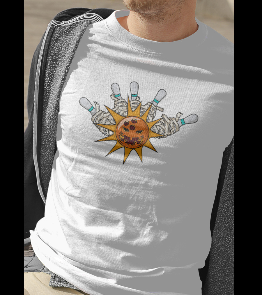 Halloween Jack O Lantern Bowling Mummy Pins Funny Bowler T-Shirt