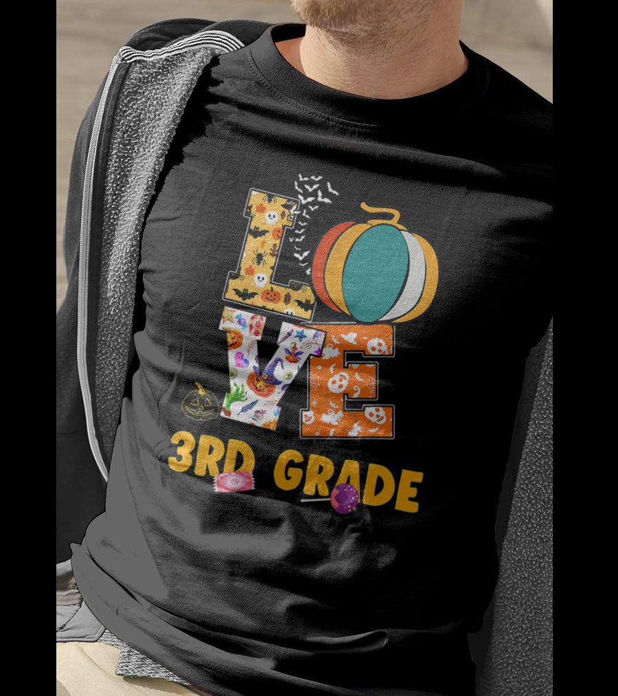 Love Halloween 3rd Grade Teacher T-Shirt